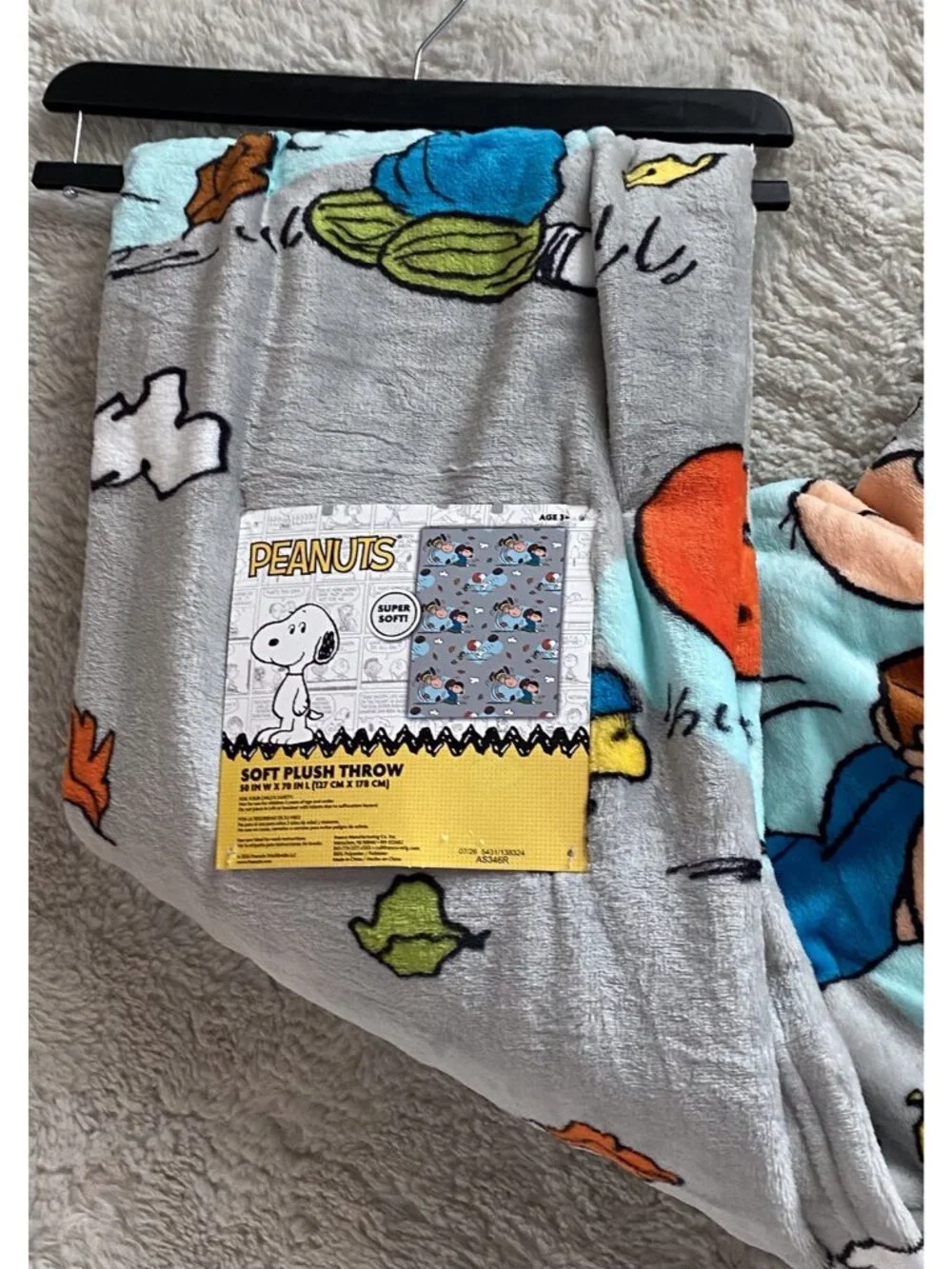 Peanuts Snoopy Charlie Brown Lucy Woodstock Fall Football Throw Blanket 50”x70”